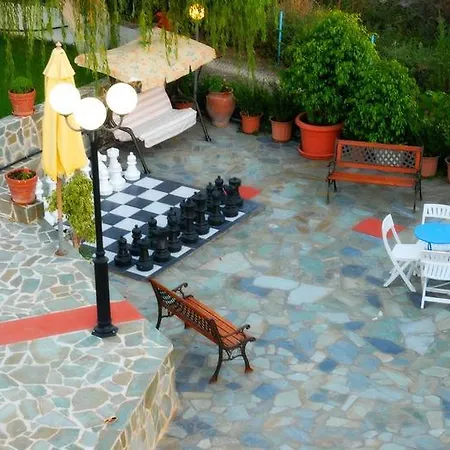 Jovanna Hotel Afrato