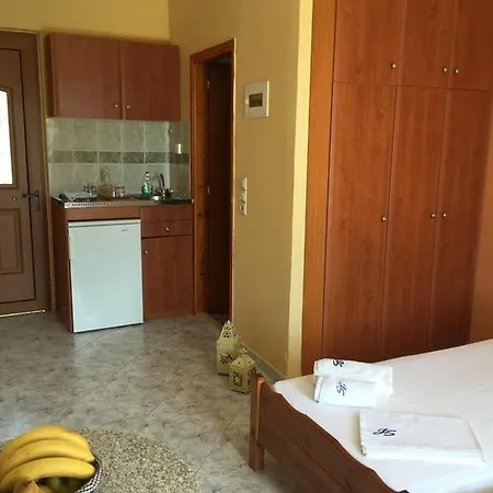 Jovanna Hotel 2*